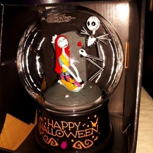Musical Lighted NBC Jack & Sally Globe BNIB